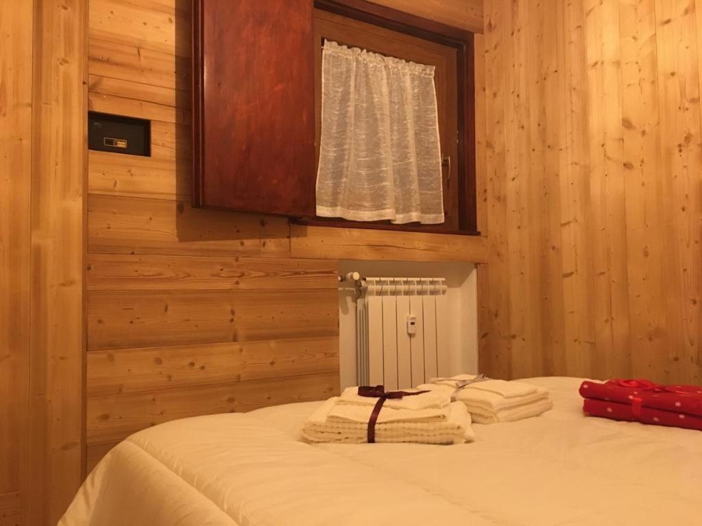 Апартаменты Aroma Di Legno E Profumo Di Neve Брей-Червиния Экстерьер фото